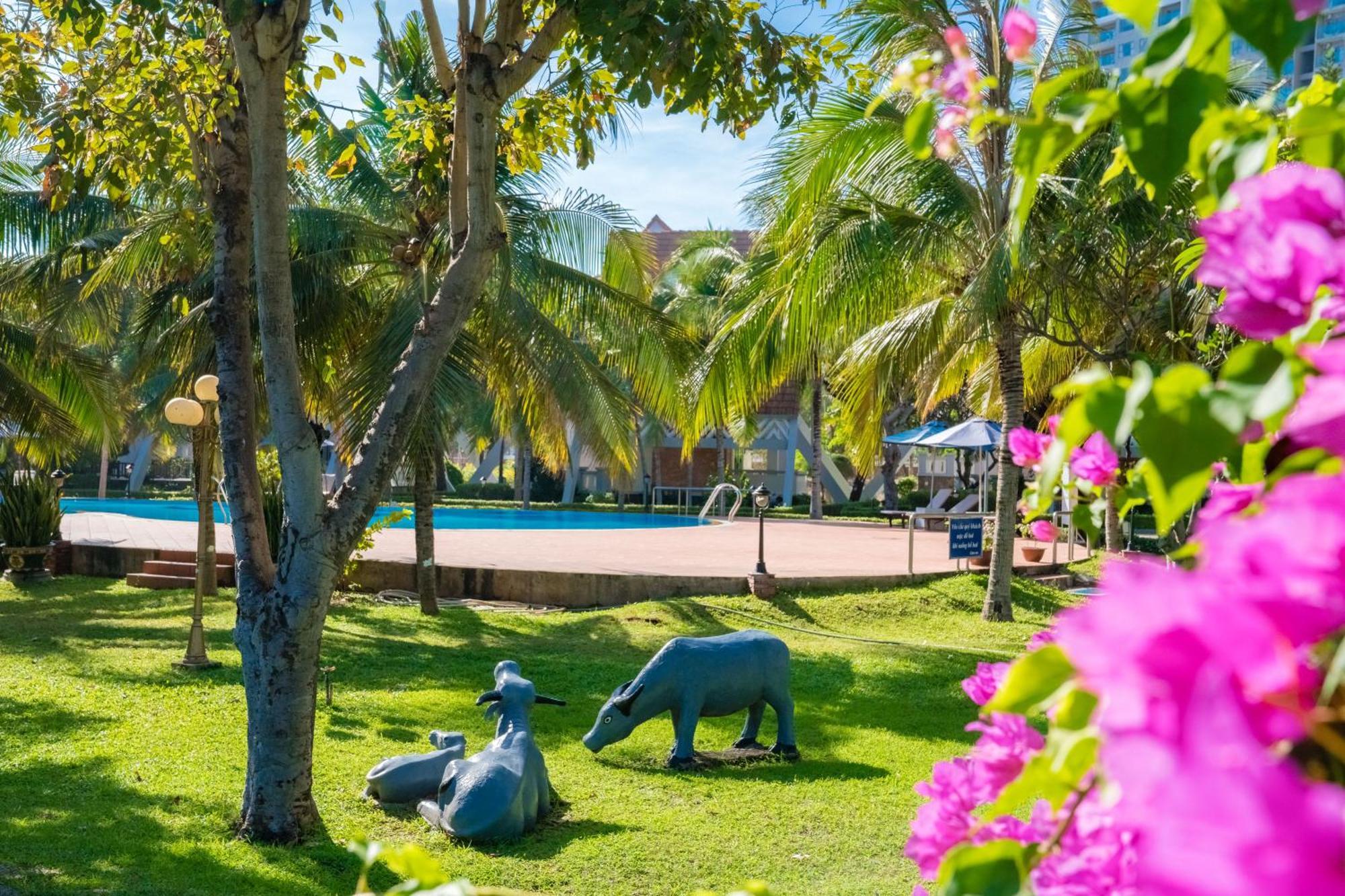 Lotus Vung Tau Resort & Spa Exterior photo
